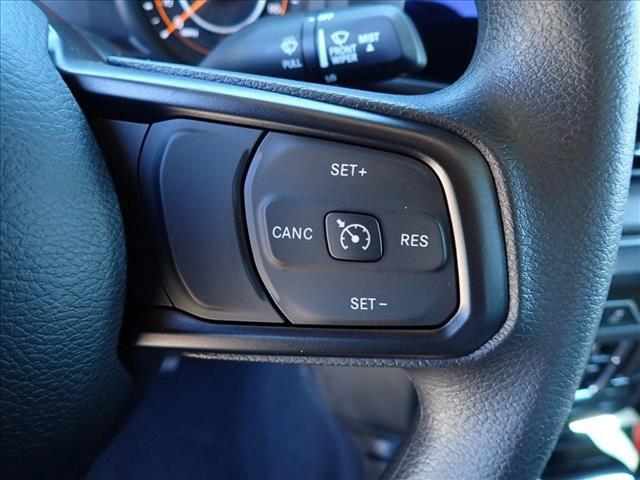 new 2025 Jeep Gladiator car, priced at $45,099