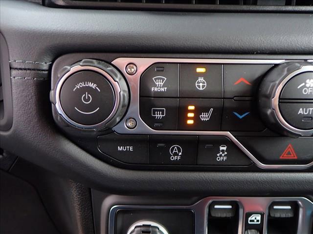 new 2025 Jeep Wrangler car, priced at $69,799