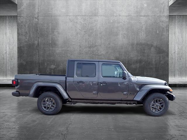 new 2025 Jeep Gladiator car, priced at $51,529