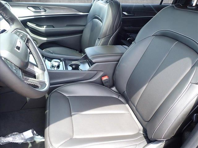 new 2025 Jeep Grand Cherokee L car, priced at $58,559