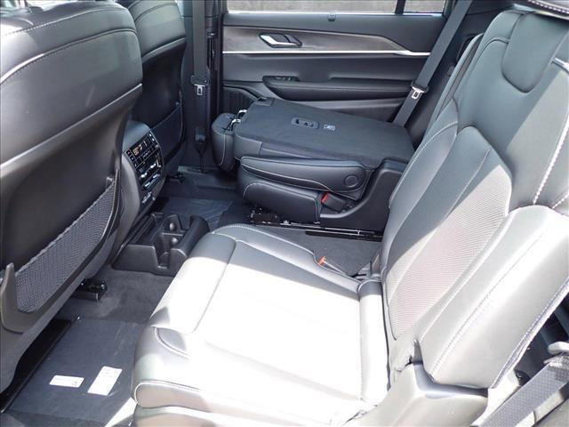 new 2025 Jeep Grand Cherokee L car, priced at $58,559