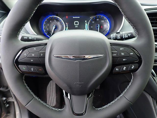 new 2025 Chrysler Pacifica car, priced at $53,634
