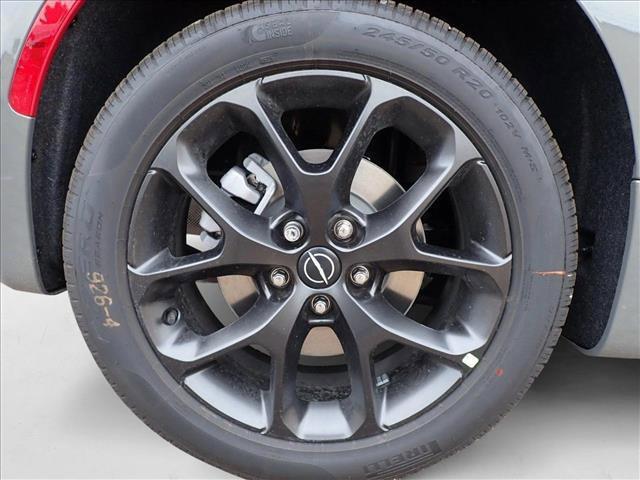 new 2025 Chrysler Pacifica car, priced at $53,634