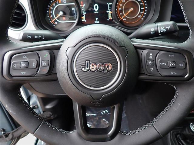 new 2025 Jeep Gladiator car, priced at $46,547