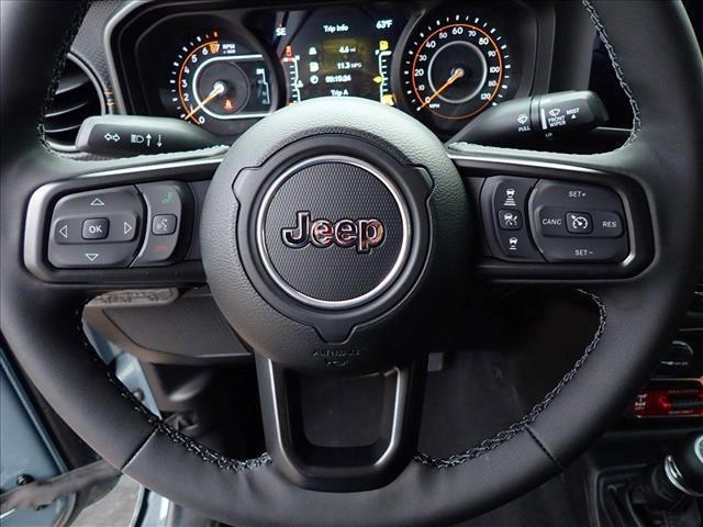 new 2025 Jeep Gladiator car, priced at $53,344