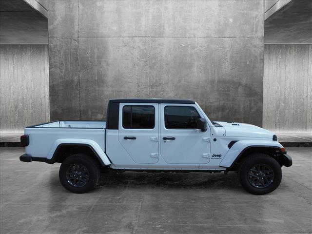 new 2024 Jeep Gladiator car, priced at $43,910