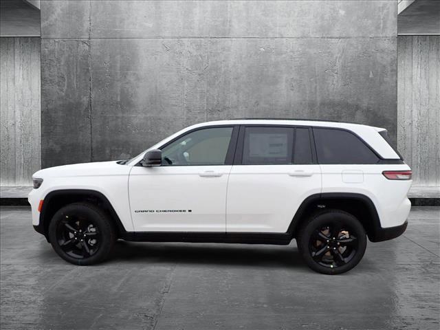 new 2025 Jeep Grand Cherokee car, priced at $50,239