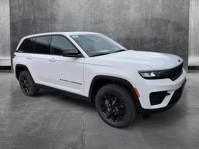 new 2025 Jeep Grand Cherokee car, priced at $43,146