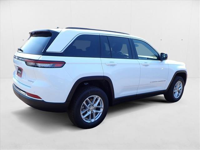 new 2025 Jeep Grand Cherokee car, priced at $42,124