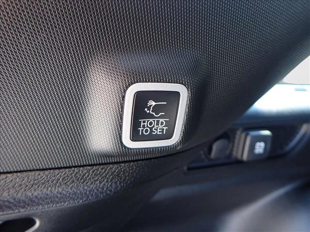 new 2025 Jeep Grand Cherokee car, priced at $42,124