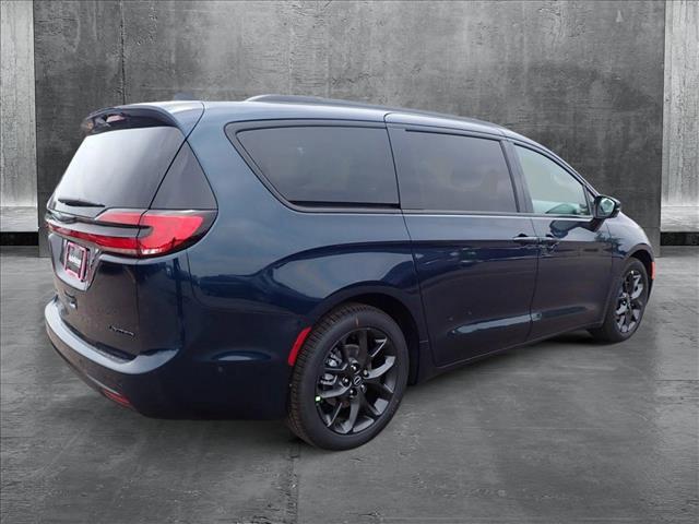new 2025 Chrysler Pacifica car, priced at $54,139
