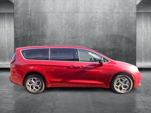 new 2024 Chrysler Pacifica car, priced at $46,199