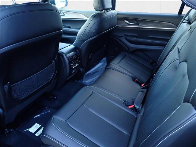 new 2025 Jeep Grand Cherokee L car, priced at $48,297