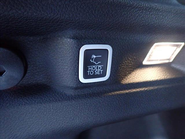 new 2025 Jeep Grand Cherokee L car, priced at $48,297