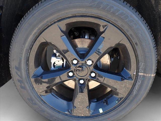 new 2025 Jeep Grand Cherokee car, priced at $45,547