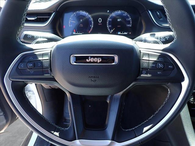 new 2025 Jeep Grand Cherokee car, priced at $48,174