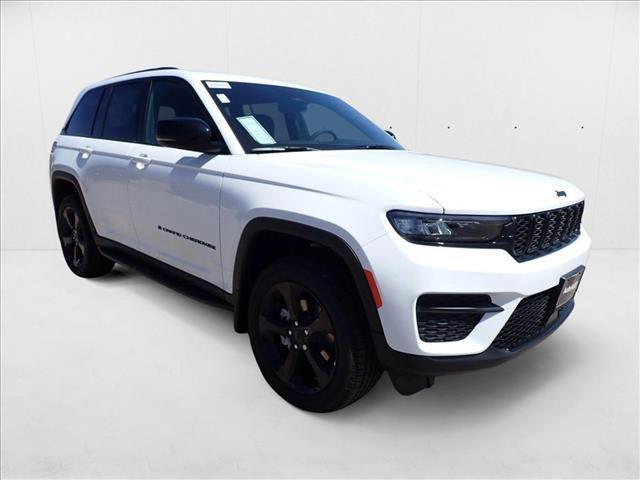 new 2025 Jeep Grand Cherokee car, priced at $45,547