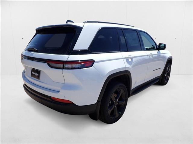 new 2025 Jeep Grand Cherokee car, priced at $45,547