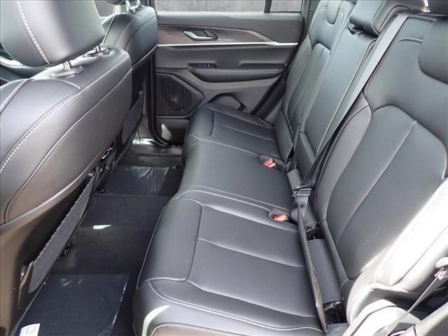 new 2025 Jeep Grand Cherokee car, priced at $53,334