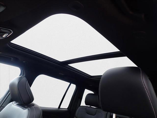new 2025 Jeep Grand Cherokee car, priced at $52,279
