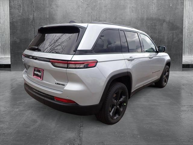new 2025 Jeep Grand Cherokee car, priced at $54,529