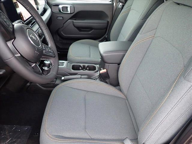 new 2025 Jeep Gladiator car, priced at $56,089