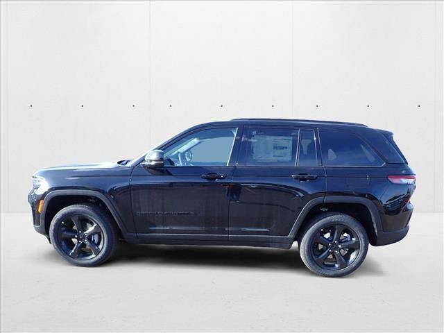 new 2025 Jeep Grand Cherokee car, priced at $44,547