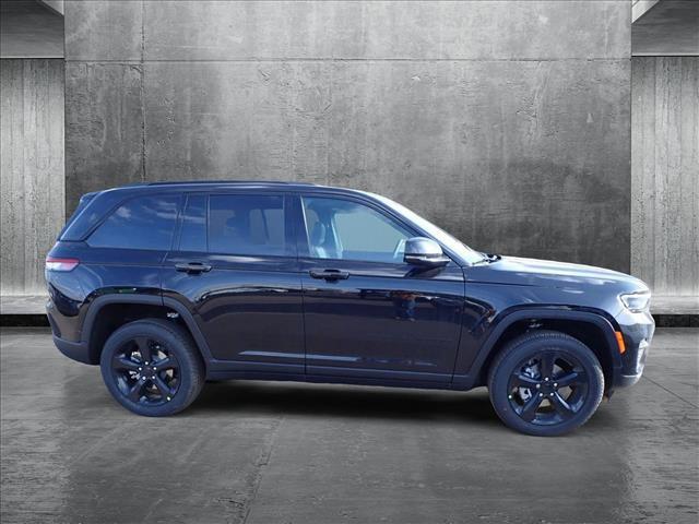 new 2025 Jeep Grand Cherokee car, priced at $46,674