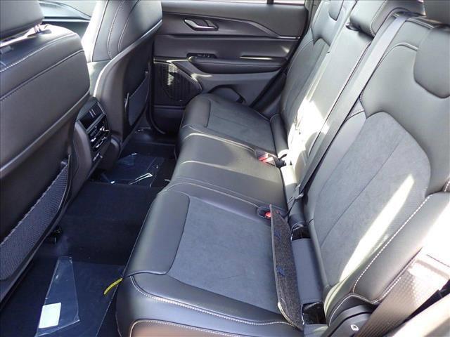 new 2025 Jeep Grand Cherokee car, priced at $44,547