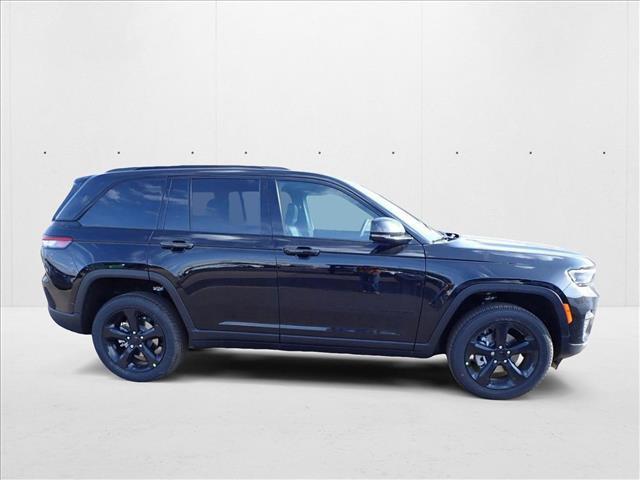 new 2025 Jeep Grand Cherokee car, priced at $44,547