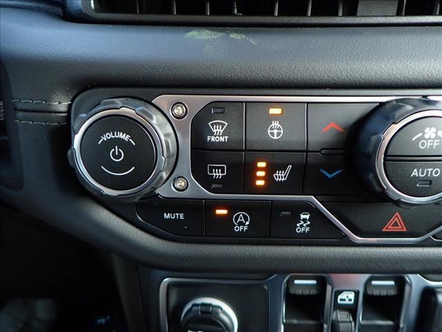 new 2025 Jeep Gladiator car, priced at $60,044