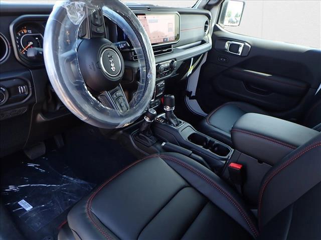 new 2025 Jeep Gladiator car, priced at $60,044