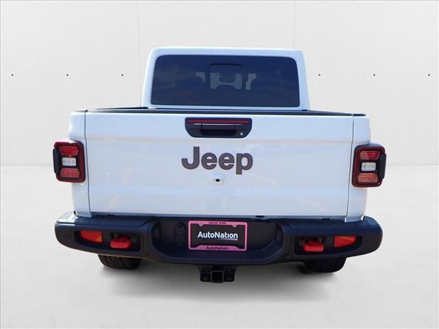 new 2025 Jeep Gladiator car, priced at $60,044