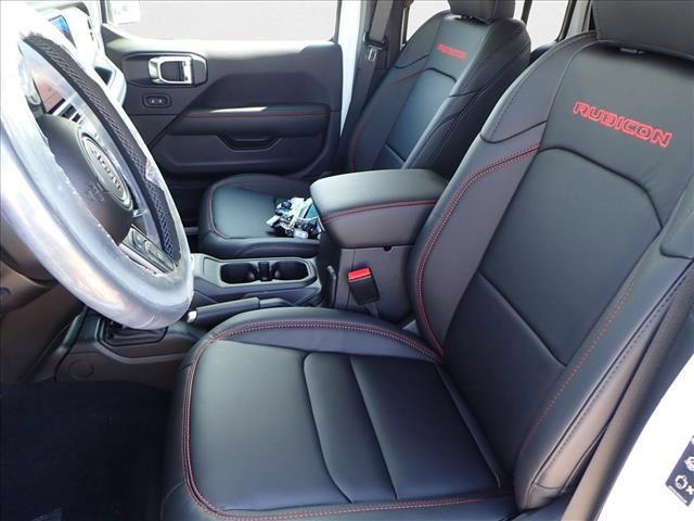 new 2025 Jeep Gladiator car, priced at $60,044