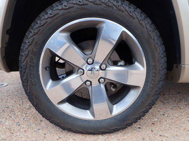 used 2014 Jeep Grand Cherokee car, priced at $15,988