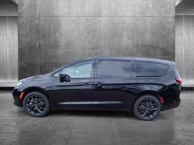 new 2025 Chrysler Pacifica car, priced at $56,639