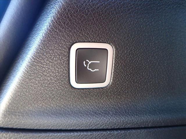 new 2026 Chrysler Pacifica car, priced at $52,704