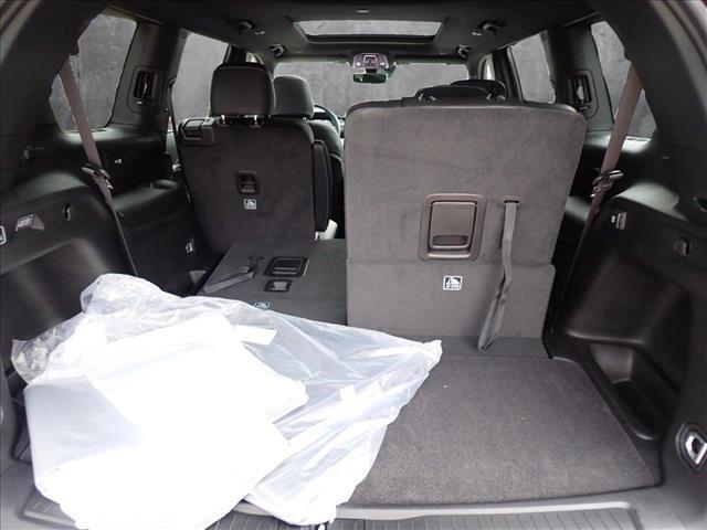 new 2025 Jeep Grand Cherokee L car, priced at $59,554
