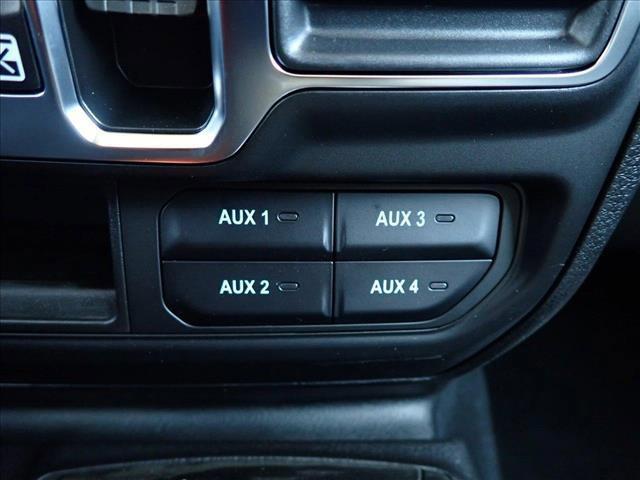 new 2025 Jeep Gladiator car, priced at $50,779