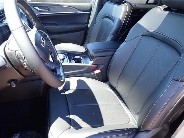 new 2025 Jeep Grand Cherokee 4xe car, priced at $62,074