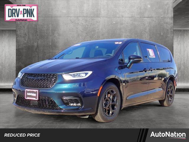 used 2022 Chrysler Pacifica Hybrid car, priced at $28,478