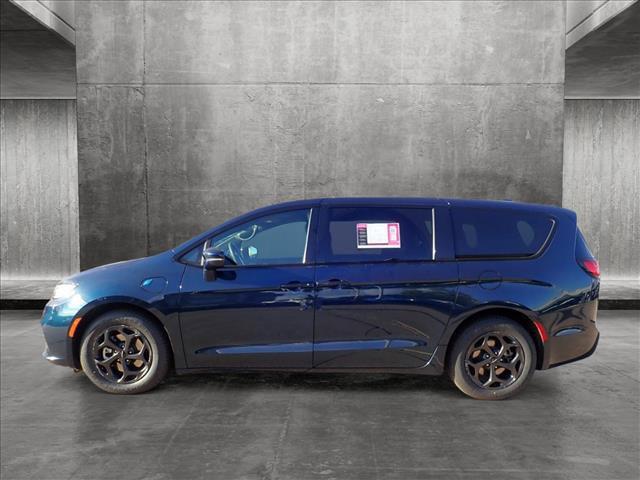 used 2022 Chrysler Pacifica Hybrid car, priced at $30,000