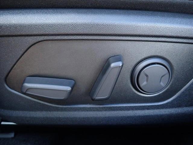 used 2025 Hyundai Elantra car, priced at $21,500