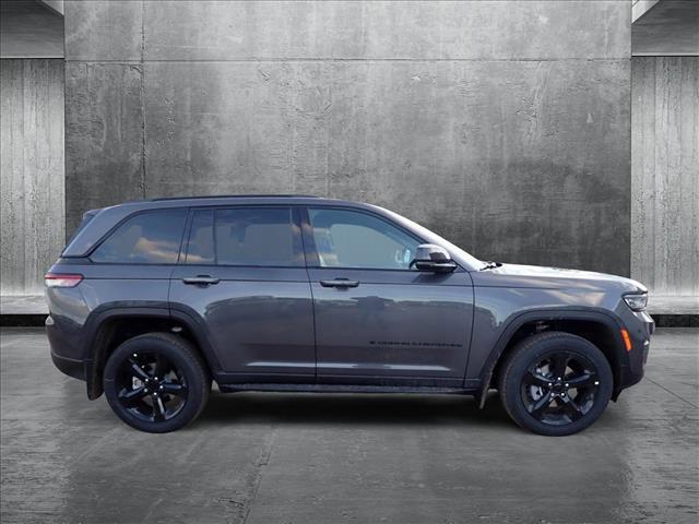 new 2025 Jeep Grand Cherokee car, priced at $48,769