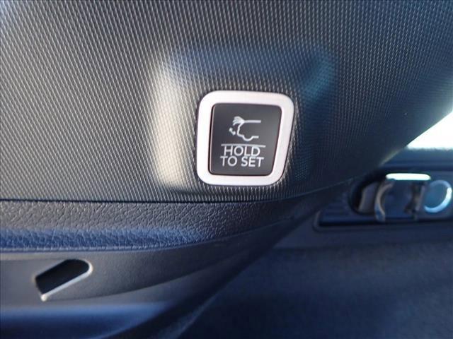 new 2025 Jeep Grand Cherokee car, priced at $59,129