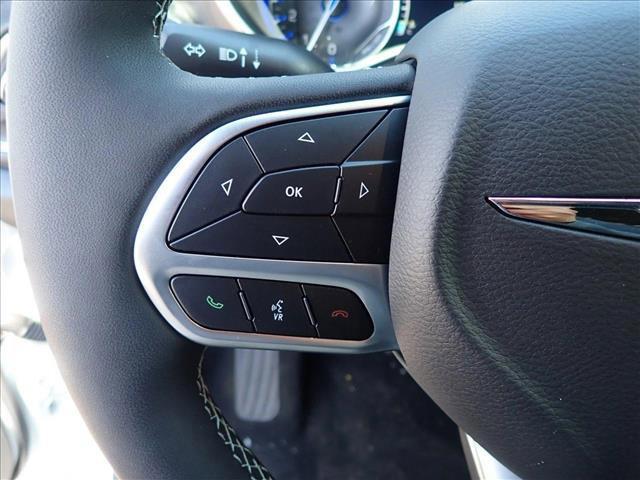 new 2025 Chrysler Pacifica car, priced at $46,524