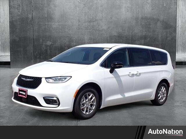 new 2025 Chrysler Pacifica car, priced at $46,524