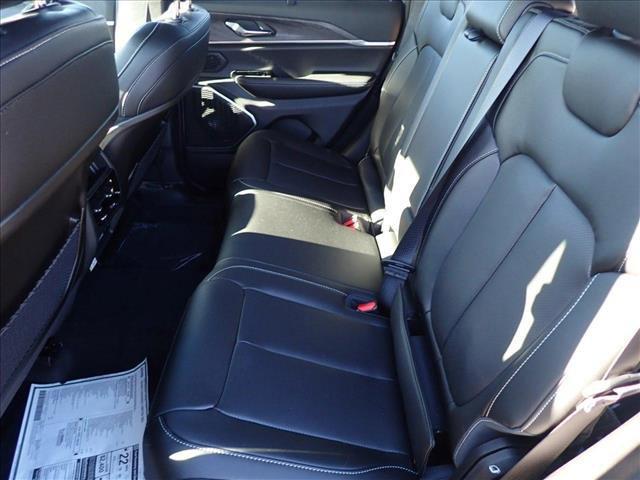 new 2025 Jeep Grand Cherokee car, priced at $59,354
