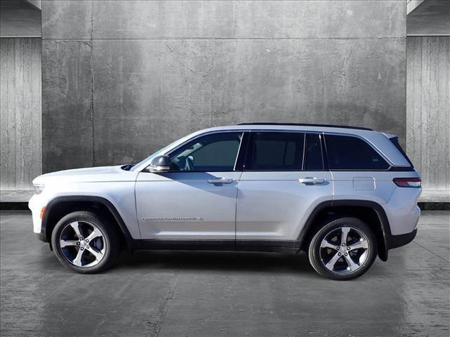new 2025 Jeep Grand Cherokee car, priced at $59,354