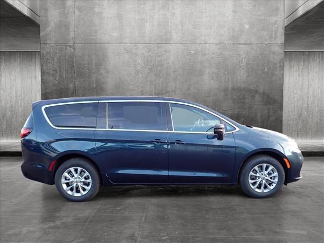 new 2025 Chrysler Pacifica car, priced at $46,434